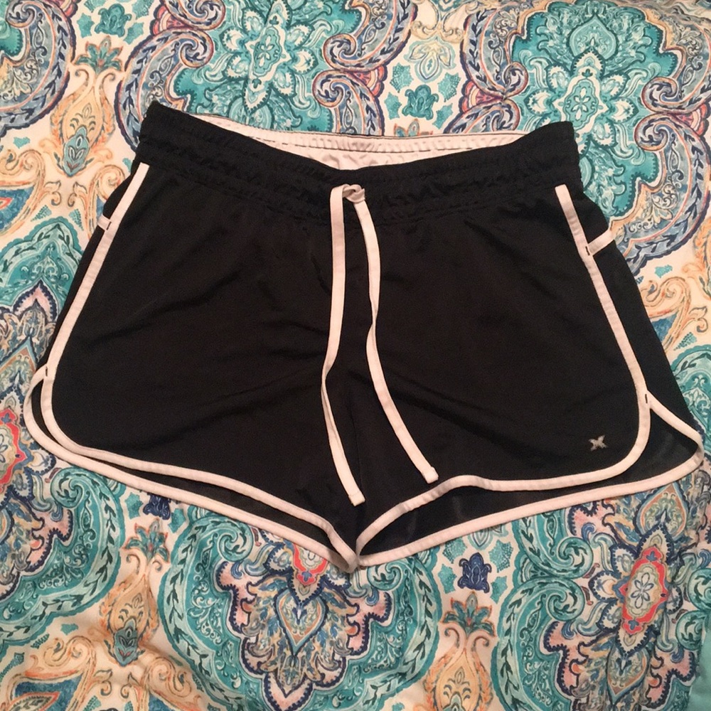 Xersion Sem-fitted Shorts